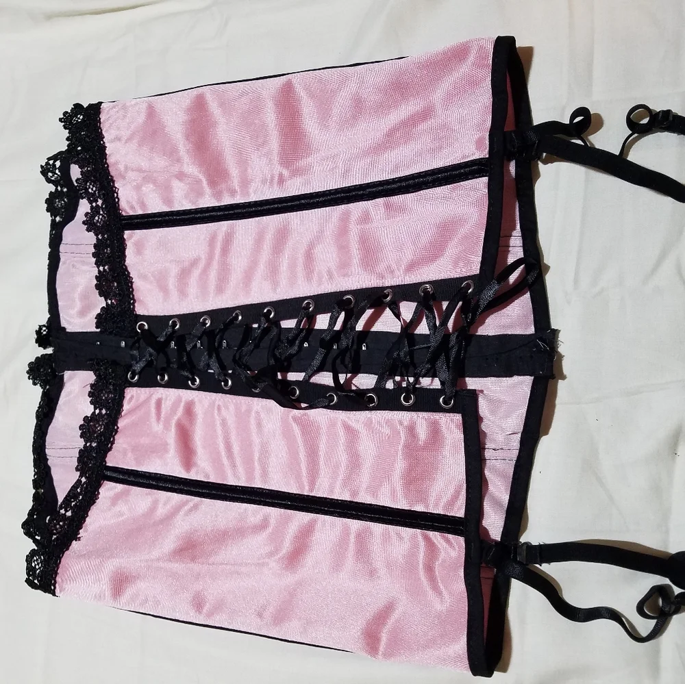 Pink corset w removal garter clips size medium - Picture 6 of 8